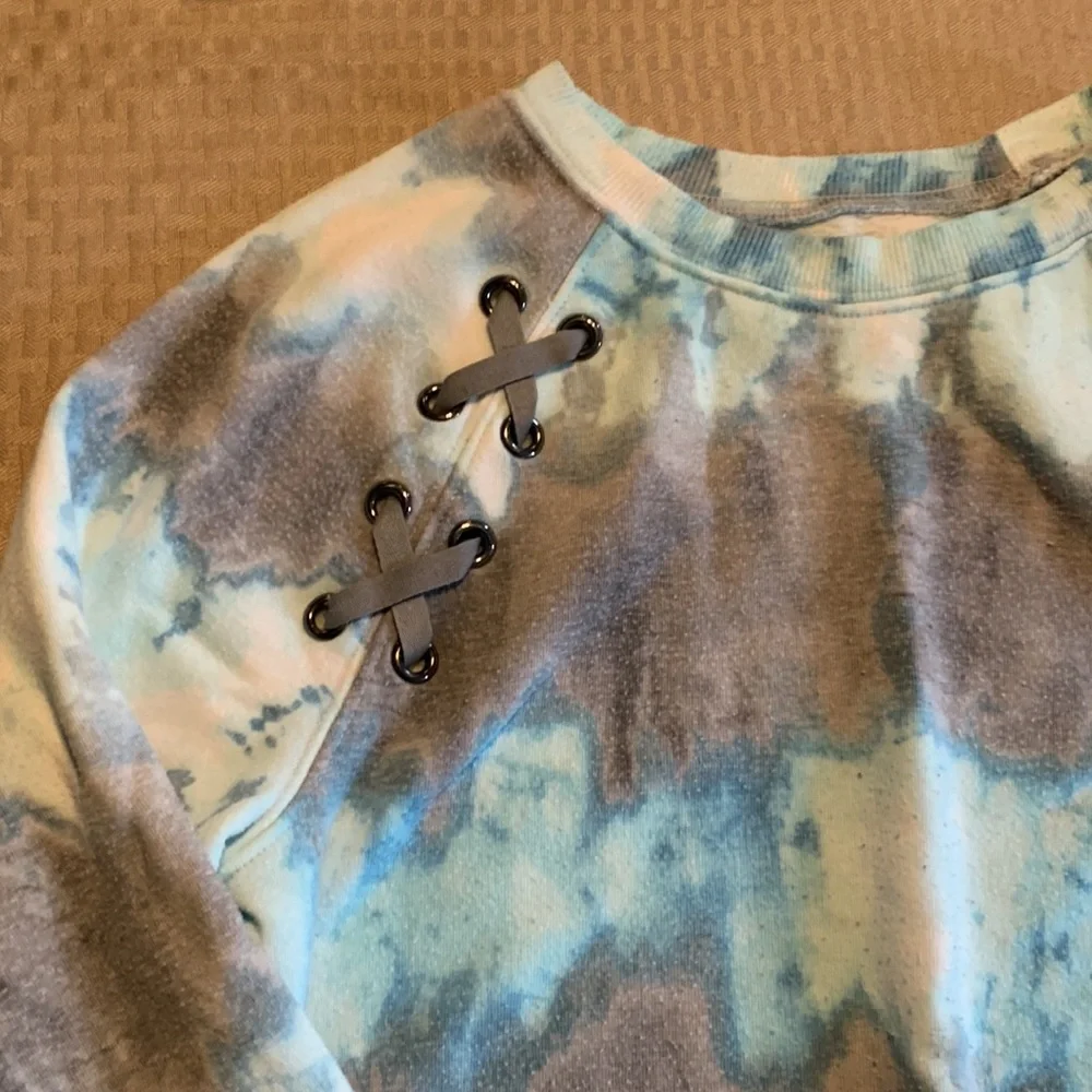 Justice Active‎ Sweater Short long sleeves Size 10